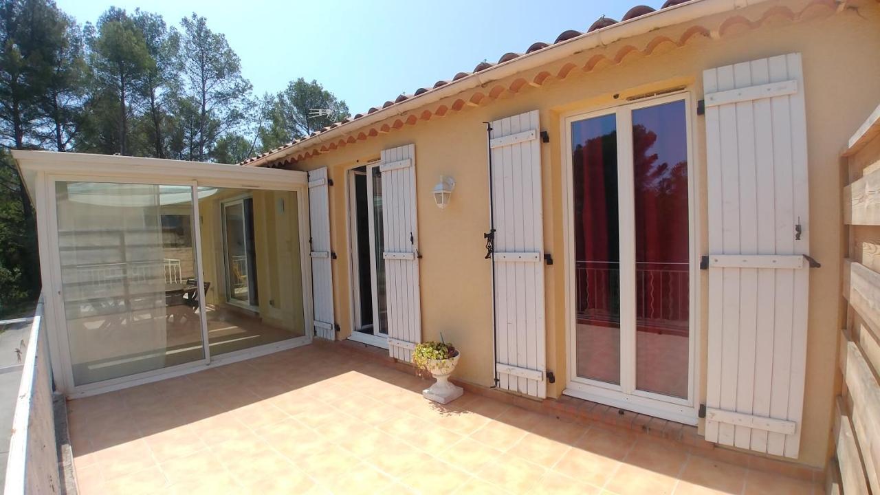Charmante Maison Climatisee Avec Piscine Draguignan Extérieur photo