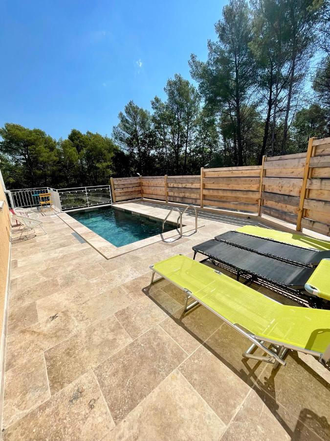 Charmante Maison Climatisee Avec Piscine Draguignan Extérieur photo