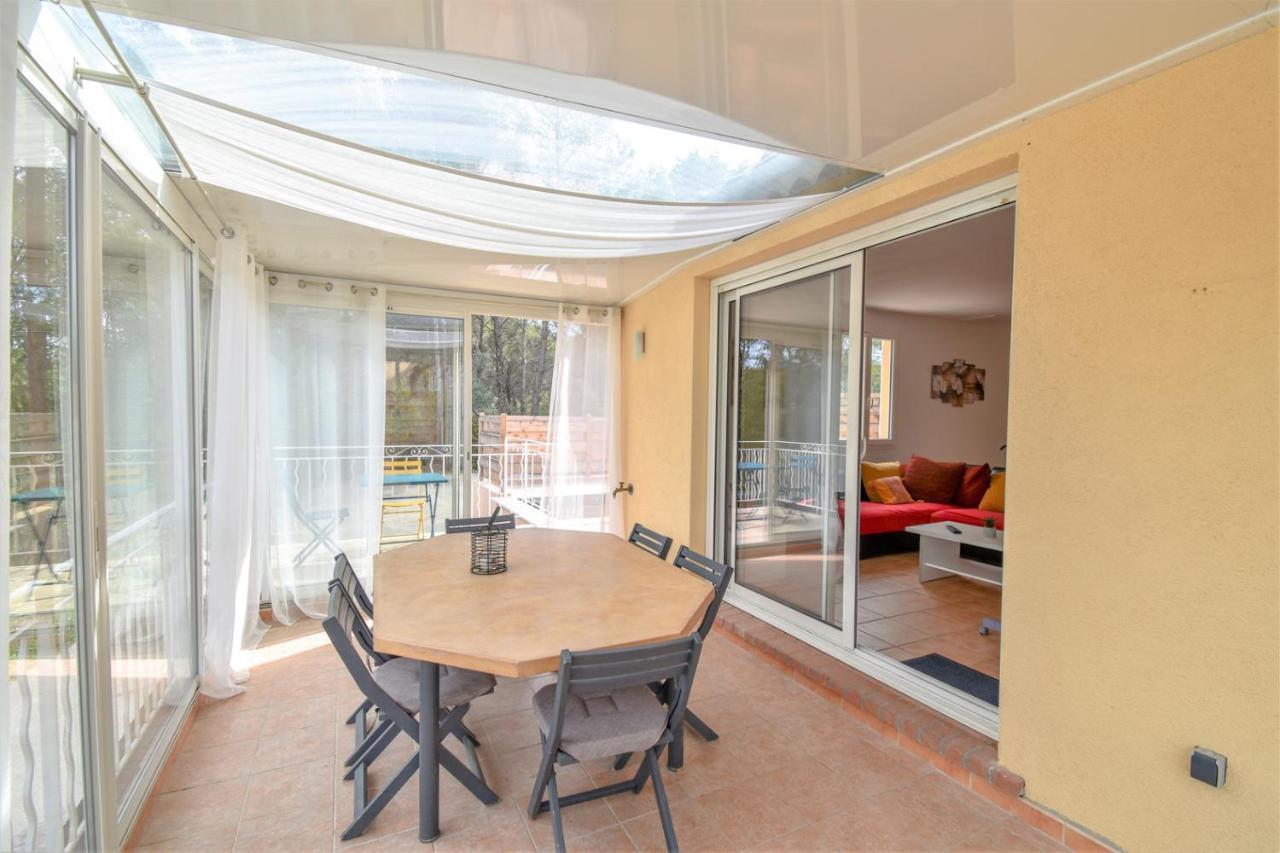 Charmante Maison Climatisee Avec Piscine Draguignan Extérieur photo