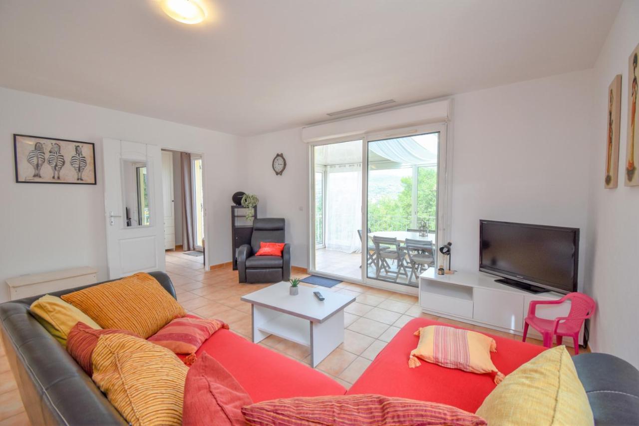 Charmante Maison Climatisee Avec Piscine Draguignan Extérieur photo